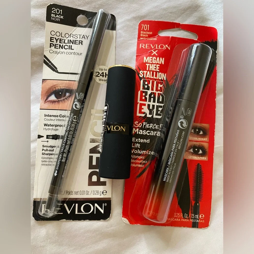 Revlon Bundle ColorStay Eyeliner Lipstick and So Fierce Mascara Set